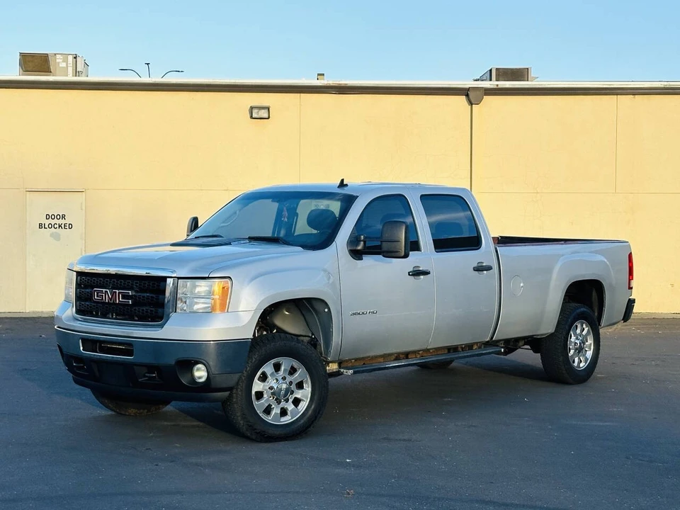 2011 GMC Sierra Heavy Duty 3rd Gen - Image 4 of 21