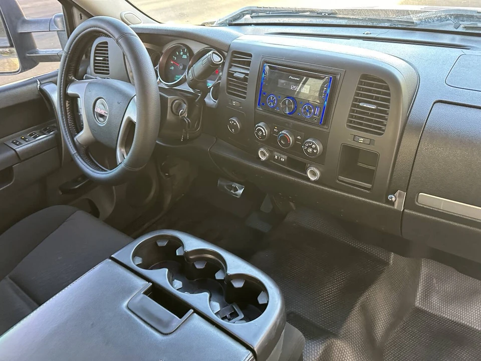 2011 GMC Sierra Heavy Duty 3rd Gen - Image 12 of 21