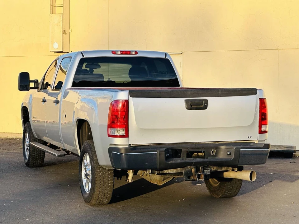 2011 GMC Sierra Heavy Duty 3rd Gen - Image 6 of 21