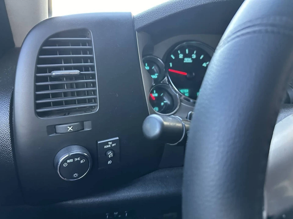 2011 GMC Sierra Heavy Duty 3rd Gen - Image 16 of 21