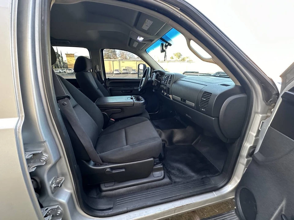 2011 GMC Sierra Heavy Duty 3rd Gen - Image 14 of 21
