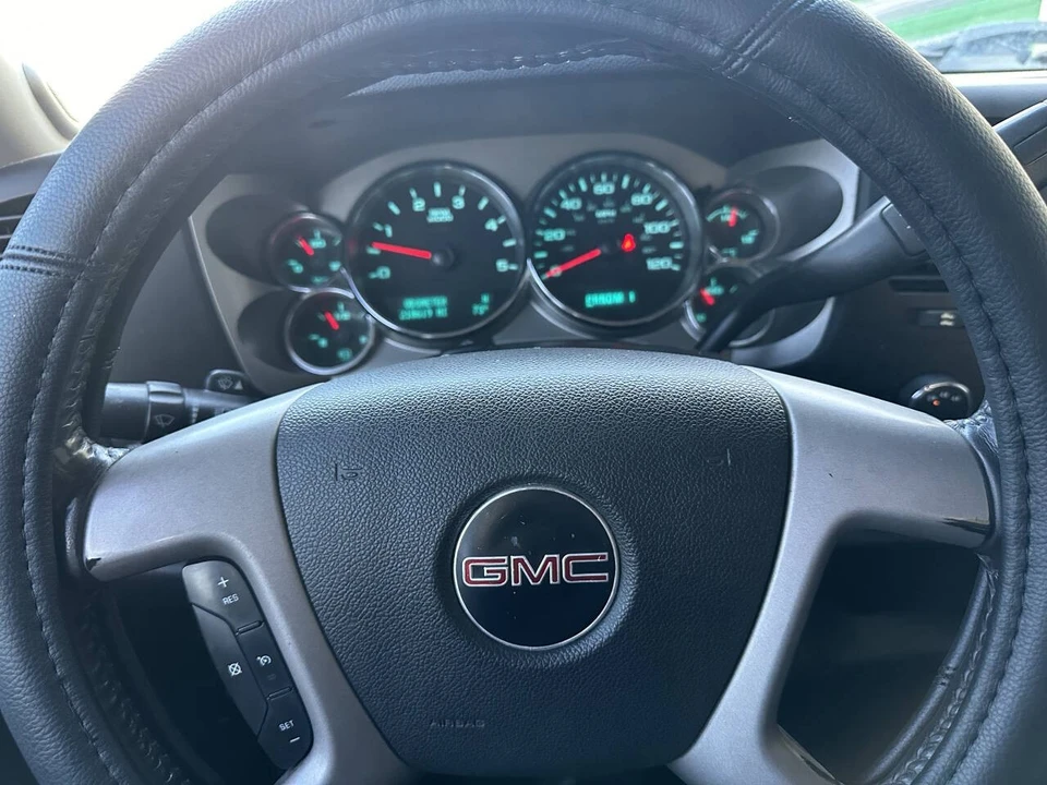 2011 GMC Sierra Heavy Duty 3rd Gen - Image 20 of 21