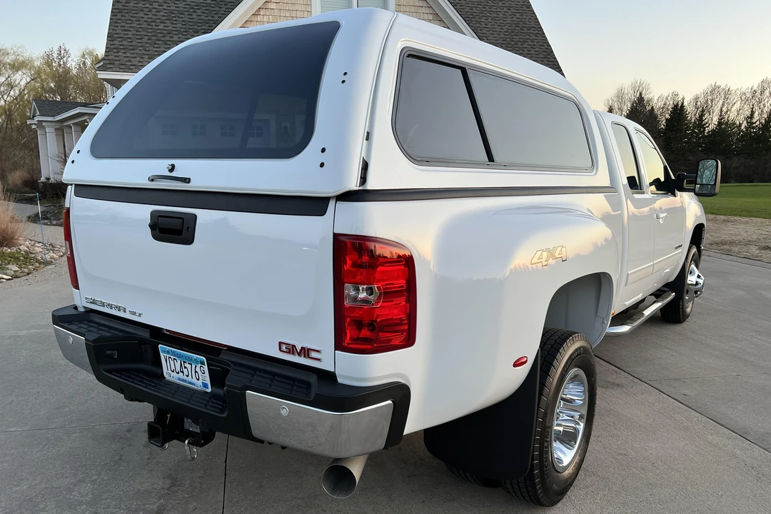 2011 GMC Sierra Heavy Duty 3rd Gen - Image 5 of 31