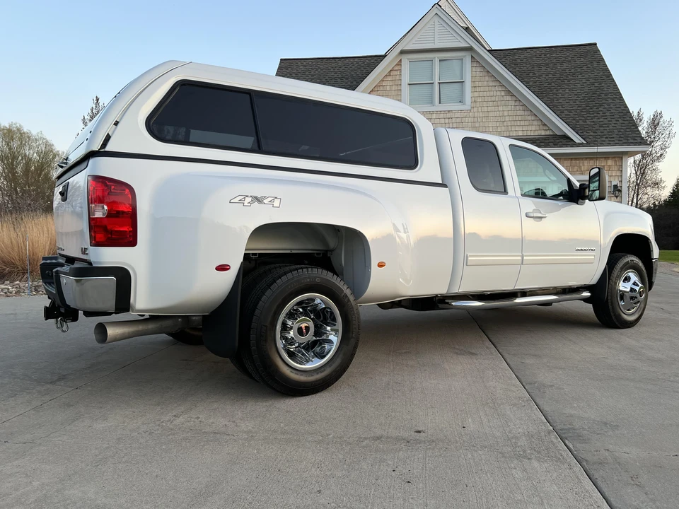 2011 GMC Sierra Heavy Duty 3rd Gen - Image 26 of 31