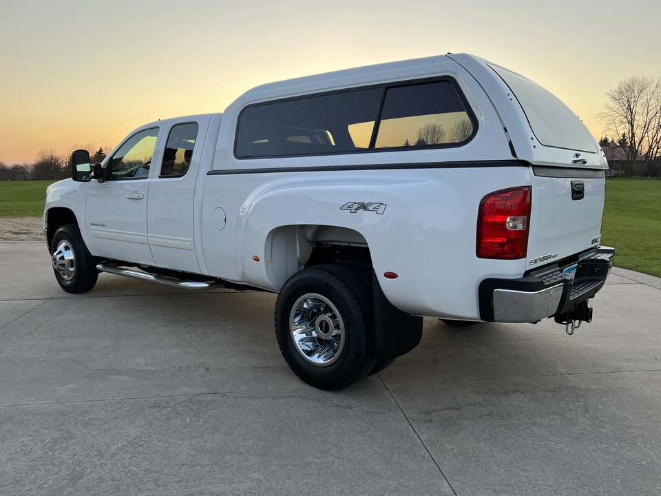 2011 GMC Sierra Heavy Duty 3rd Gen - Image 17 of 31