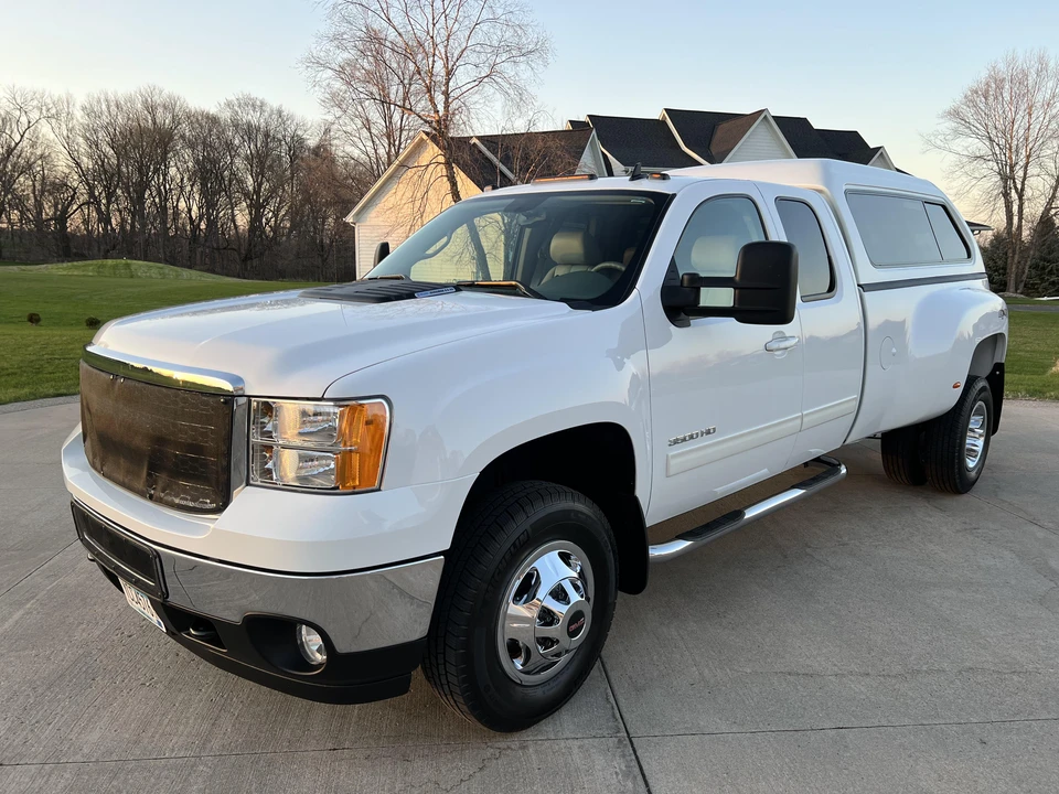 2011 GMC Sierra Heavy Duty 3rd Gen - Image 11 of 31