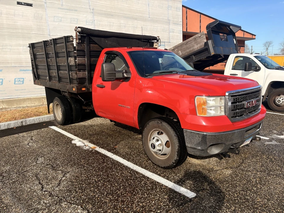2011 GMC Sierra Heavy Duty 3rd Gen - Image 3 of 16
