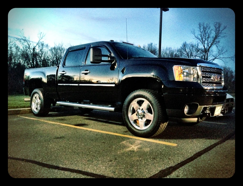 2011 GMC Sierra Heavy Duty 3rd Gen - Image 3 of 5