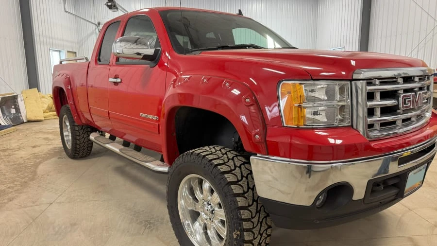 2011 GMC Sierra 3rd Gen - Image 2 of 19