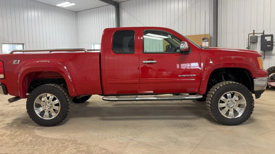 2011 GMC Sierra 3rd Gen - Image 5 of 19
