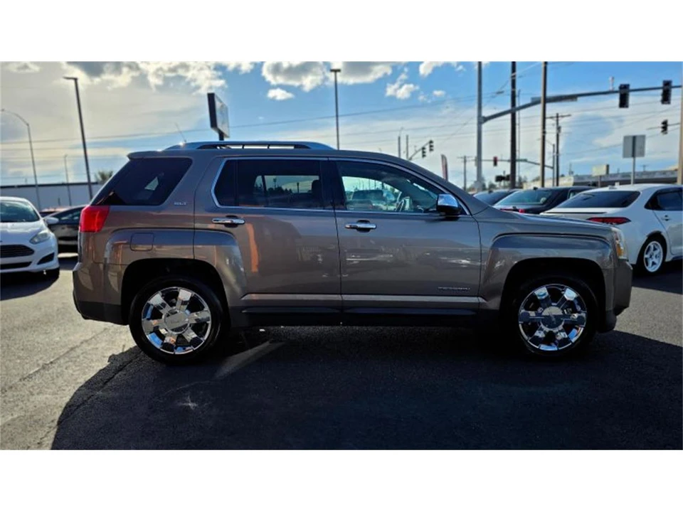 2011 GMC Terrain - Image 6 of 21