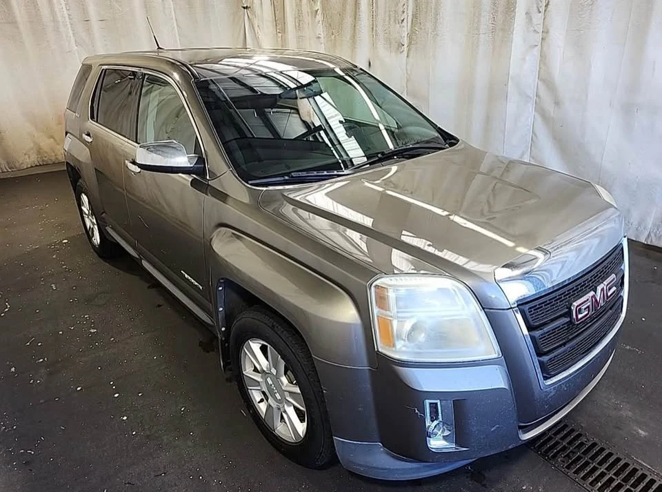 2011 GMC Terrain - Image 2 of 14