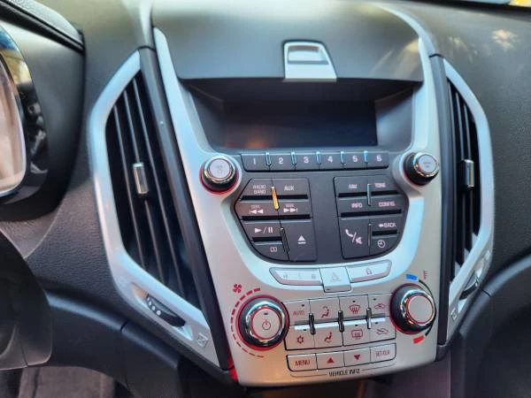 2011 GMC Terrain - Image 11 of 13