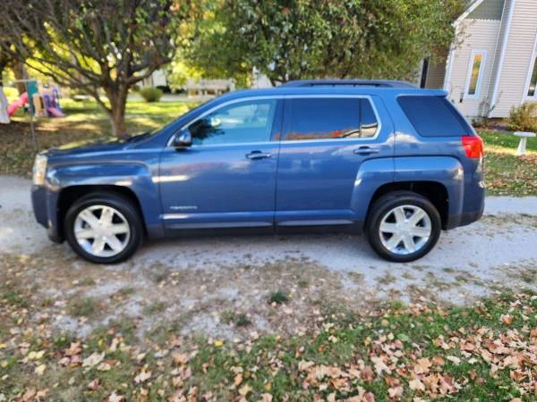 2011 GMC Terrain - Image 2 of 13