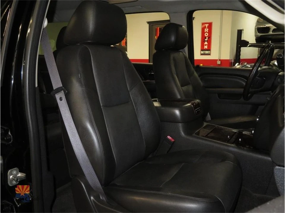 2011 GMC Yukon 3rd Gen - Image 7 of 31