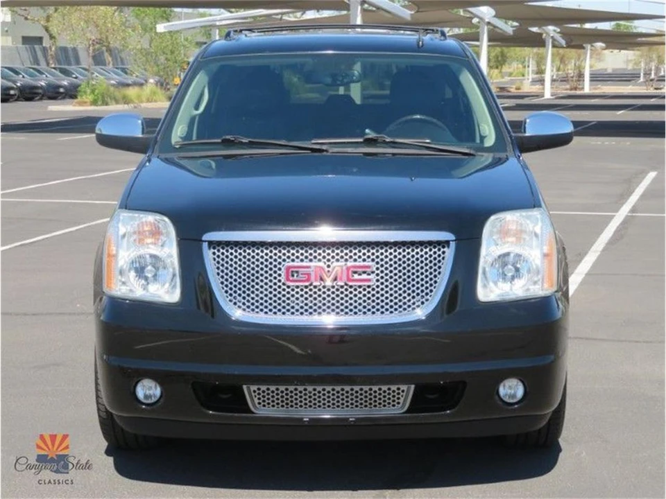 2011 GMC Yukon 3rd Gen - Image 30 of 31