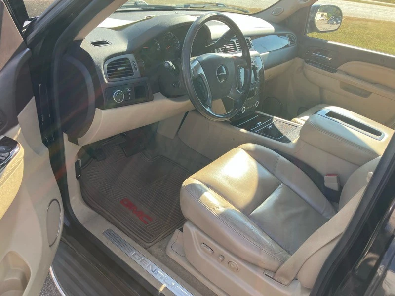 2011 GMC Yukon 3rd Gen - Image 7 of 14