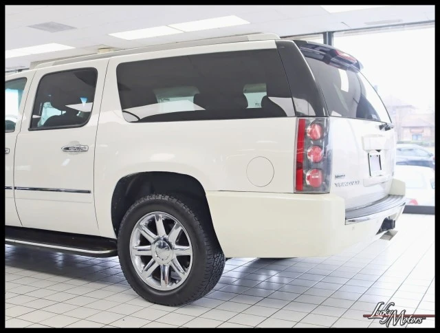 2011 GMC Yukon 3rd Gen - Image 8 of 12