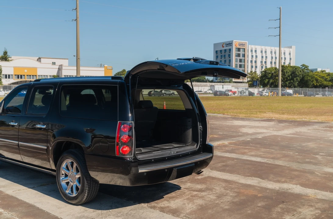 2011 GMC Yukon 3rd Gen - Image 25 of 31
