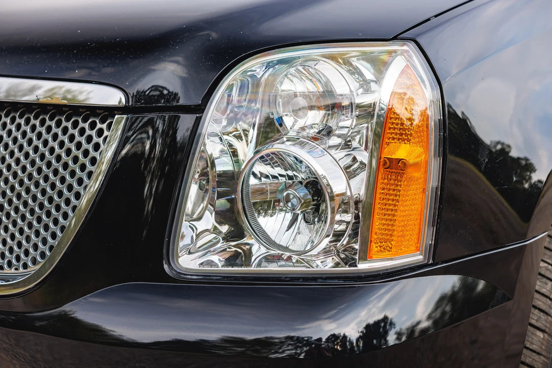 2011 GMC Yukon 3rd Gen - Image 17 of 31