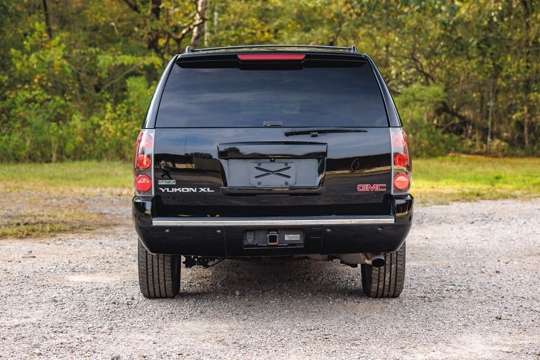 2011 GMC Yukon 3rd Gen - Image 9 of 31