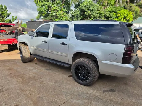 2011 GMC Yukon XL SLT Sport Utility 4D