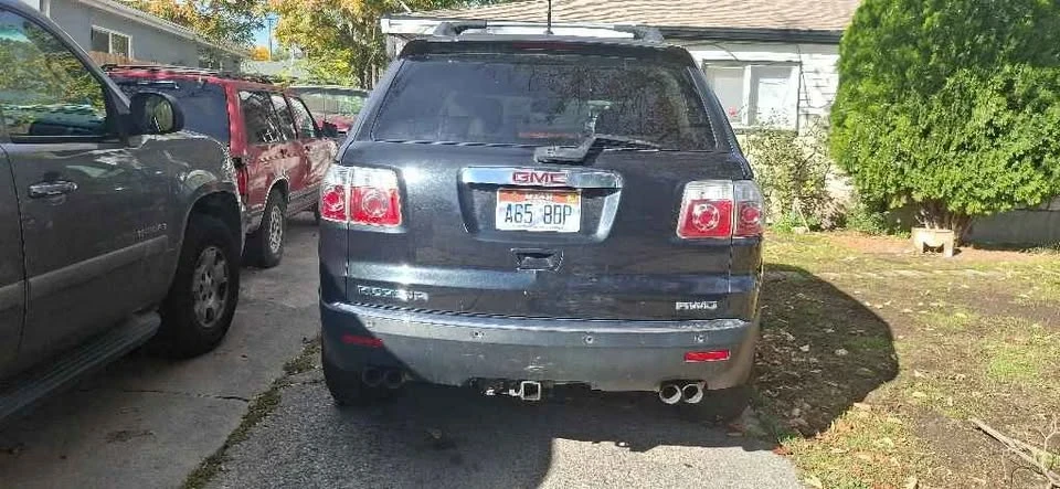2011 GMC Acadia - Image 4 of 12