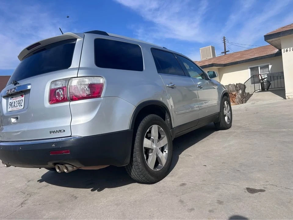 2011 GMC Acadia - Image 4 of 12