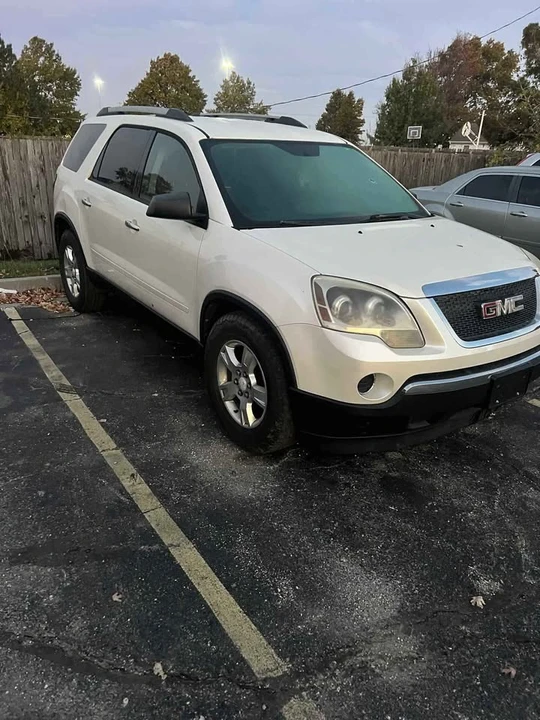 2011 GMC Acadia - Image 6 of 8