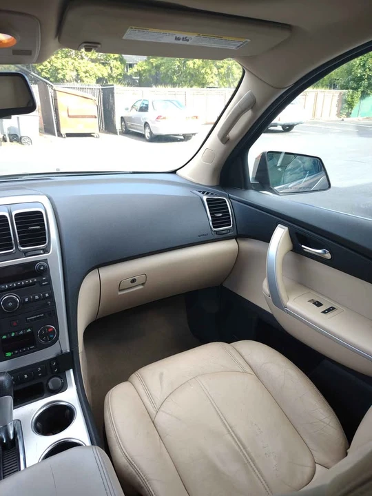 2011 GMC Acadia - Image 4 of 9