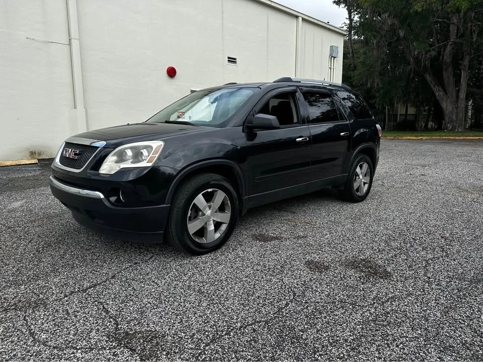 2011 GMC Acadia - Image 2 of 9