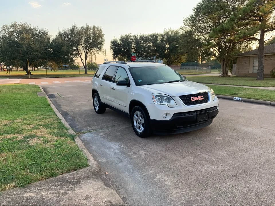 2011 GMC Acadia - Image 4 of 17