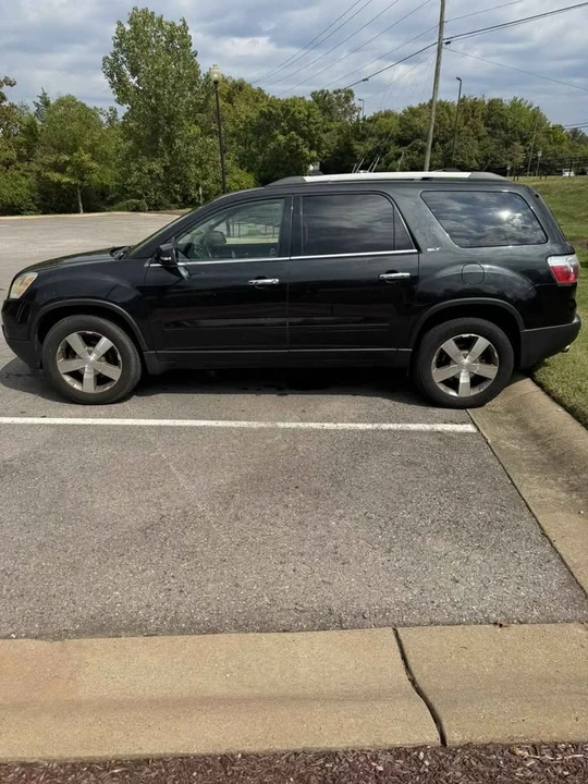 2011 GMC Acadia - Image 7 of 10