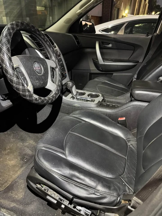 2011 GMC Acadia - Image 10 of 13