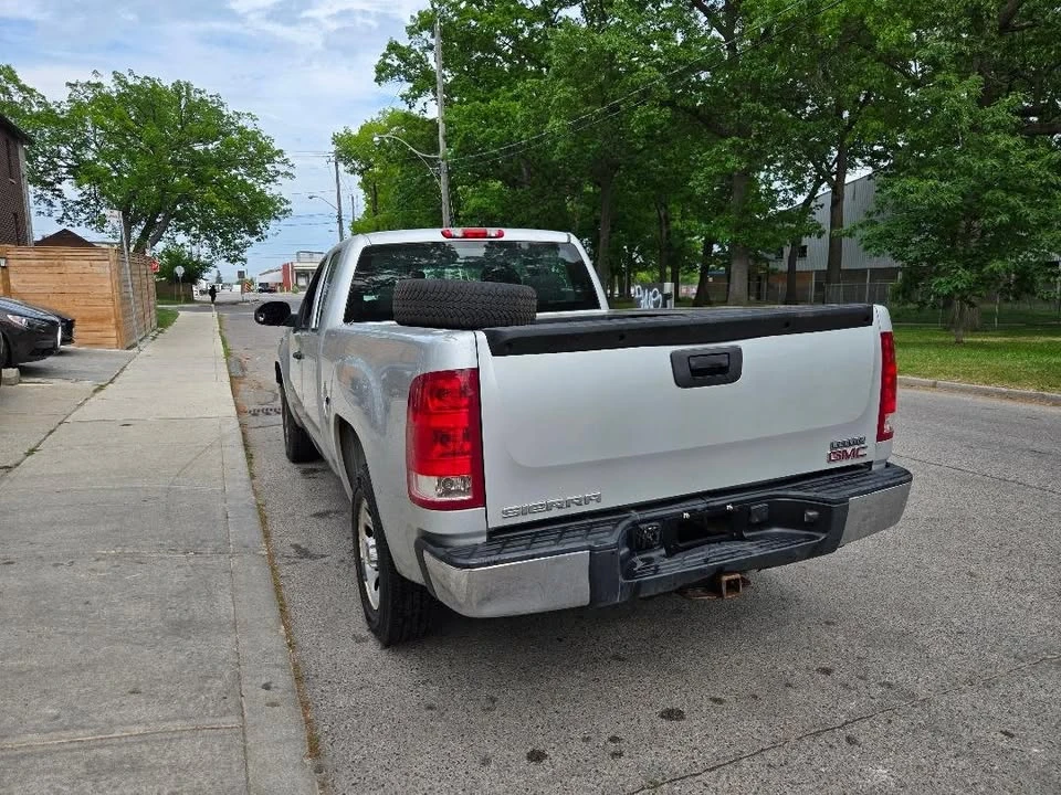 2011 GMC Sierra 3rd Gen - Image 3 of 5
