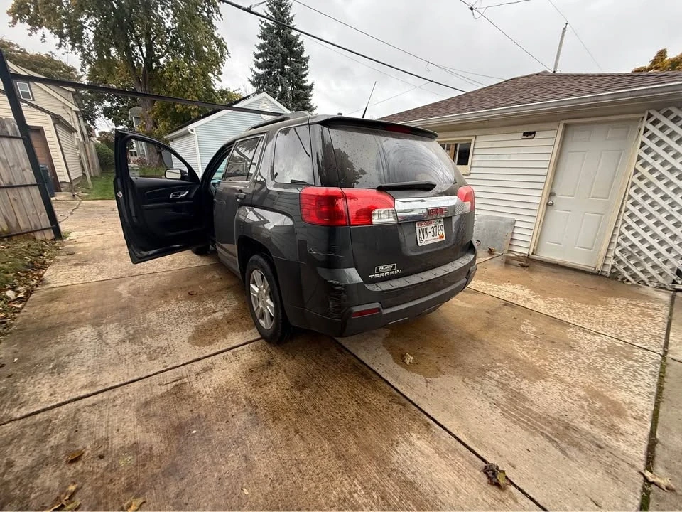2011 GMC Terrain - Image 3 of 6