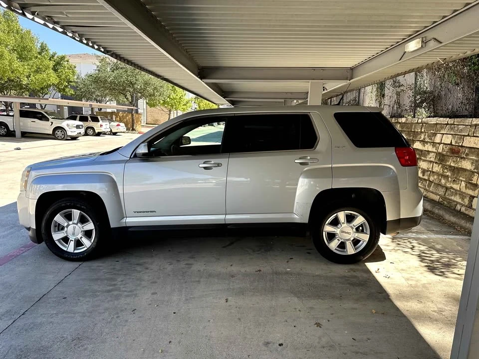 2011 GMC Terrain - Image 2 of 13