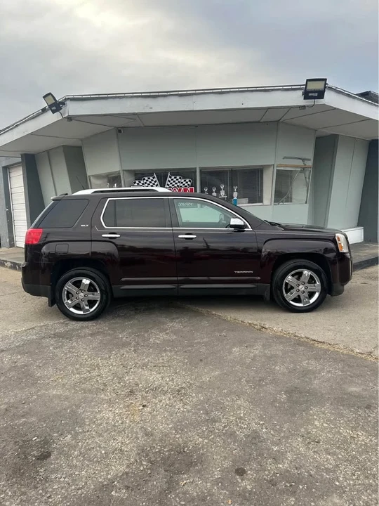 2011 GMC Terrain - Image 4 of 11