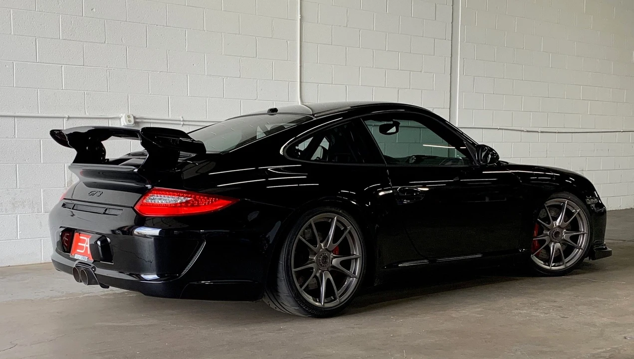 2011 Porsche 997 GT3 - Image 2 of 23