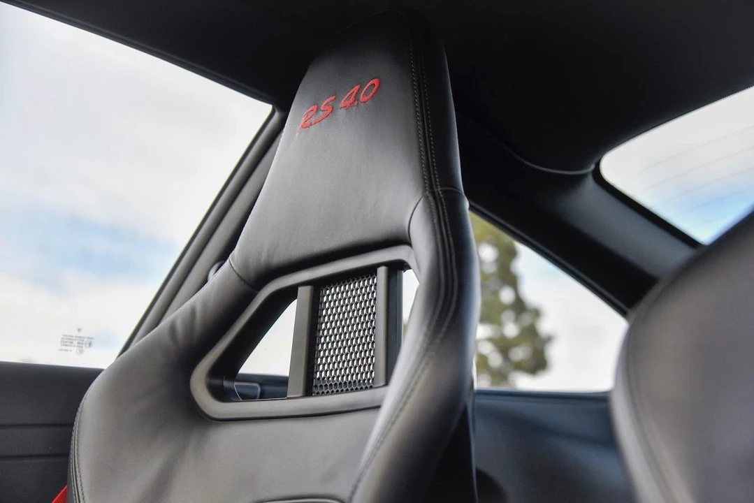 2011 Porsche 997 GT3 RS - Image 7 of 27
