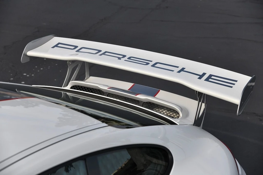 2011 Porsche 997 GT3 RS - Image 9 of 27