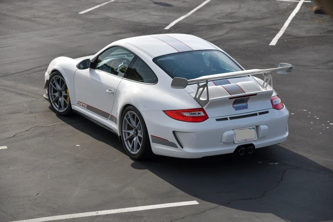 2011 Porsche 997 GT3 RS - Image 3 of 27
