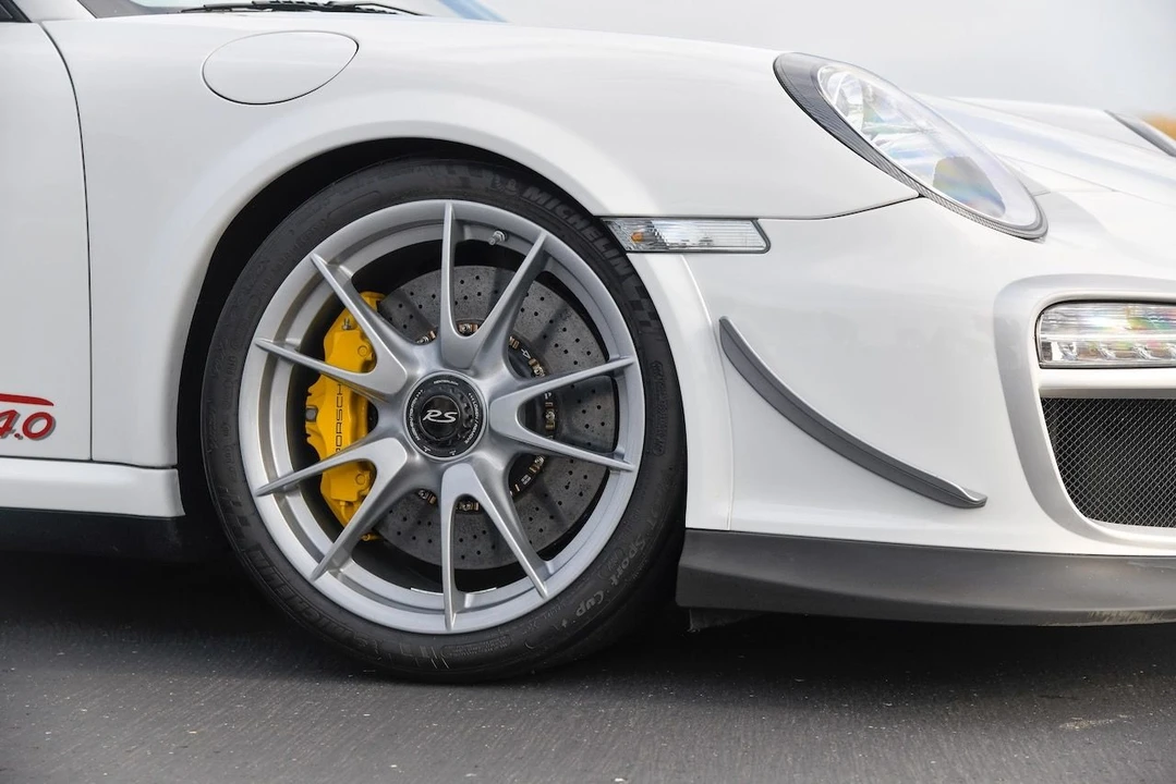 2011 Porsche 997 GT3 RS - Image 12 of 27