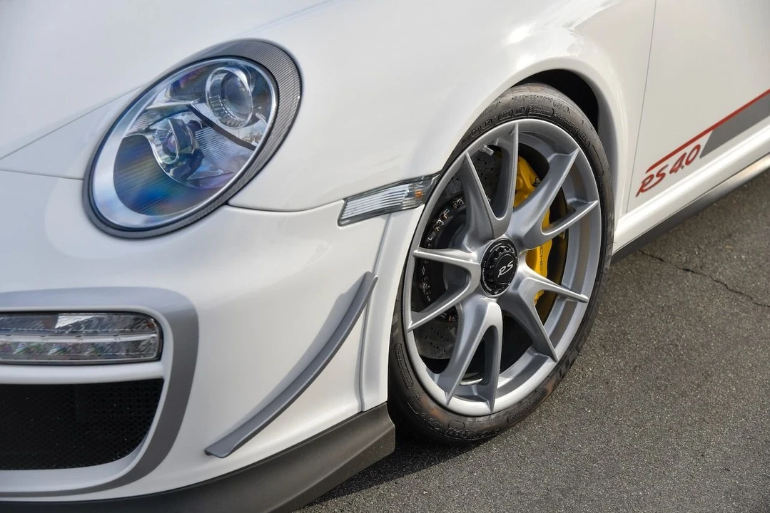 2011 Porsche 997 GT3 RS - Image 23 of 27