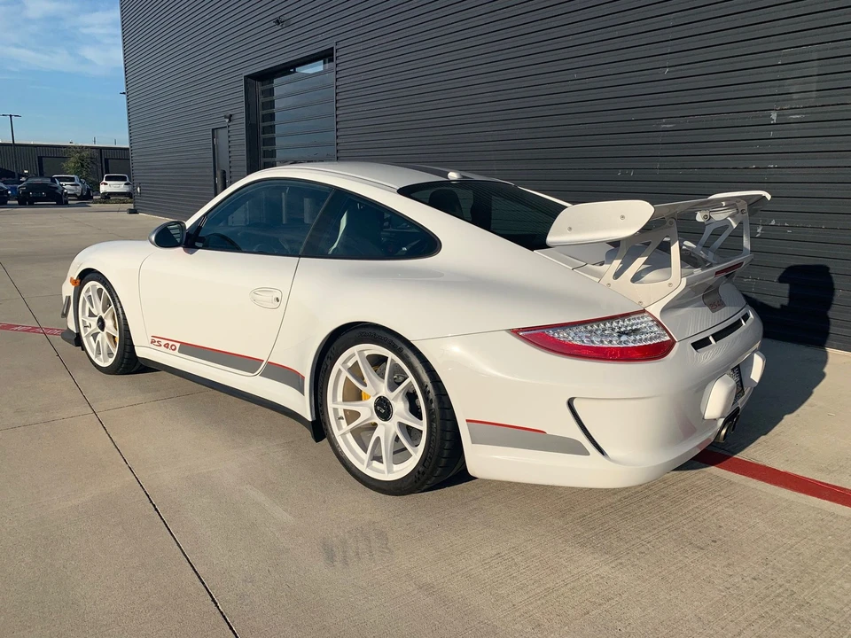 2011 Porsche 997 GT3 RS - Image 6 of 16