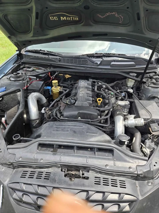 2011 Genesis - Image 2 of 4