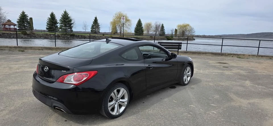 2011 Hyundai Genesis - Image 3 of 9