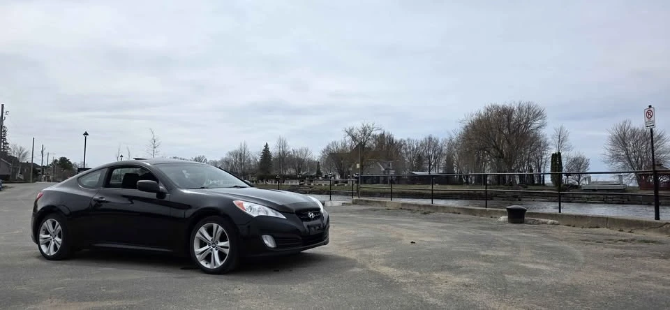 2011 Hyundai Genesis - Image 5 of 9