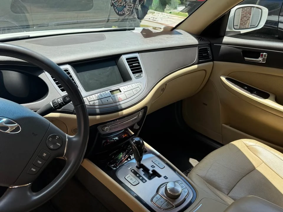 2011 Genesis G80 - Image 7 of 9
