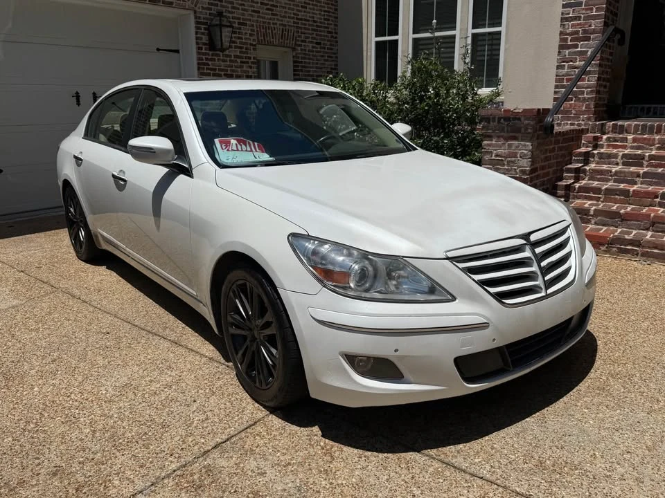 2011 Genesis G80 - Image 2 of 9